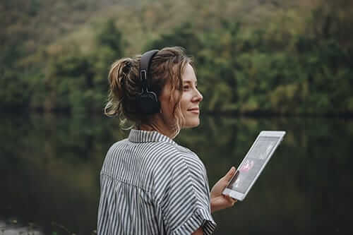 woman hiking during Adventure Therapy